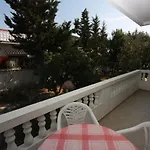 Family Friendly Seaside - Mulo, Zadar - 6155 דירה