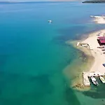 Family Friendly Seaside - Mulo, Zadar - 6155 * ורסי