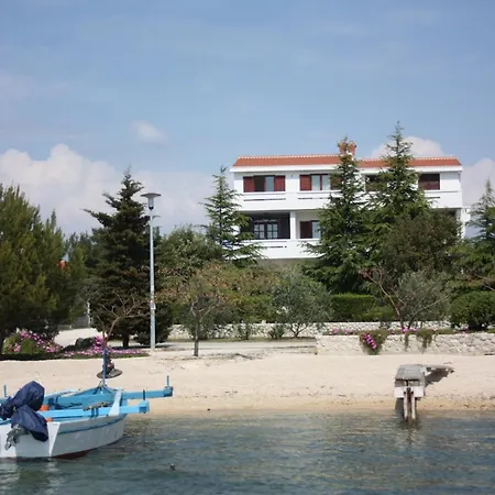 Family Friendly Seaside - Mulo, Zadar - 6155 アパート