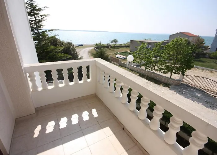 Family Friendly Seaside - Mulo, Zadar - 6155 Appartement Vrsi