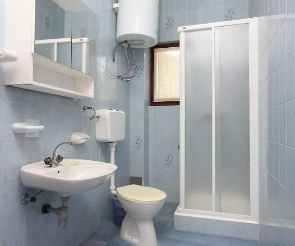Family Friendly Seaside - Mulo, Zadar - 6155 Appartement