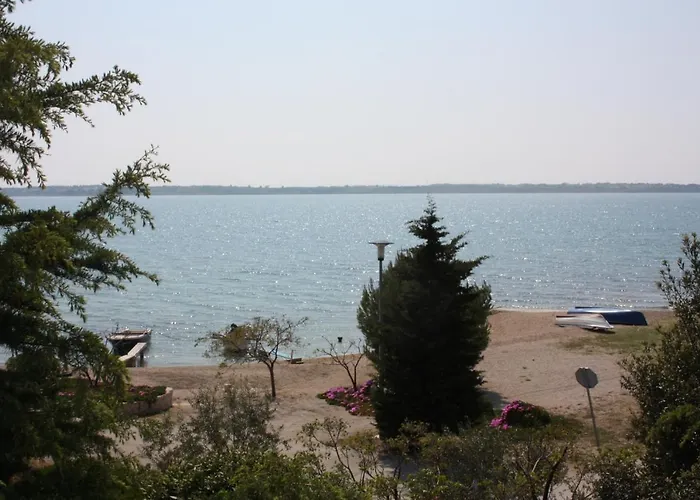 Family Friendly Seaside - Mulo, Zadar - 6155 Vrsi