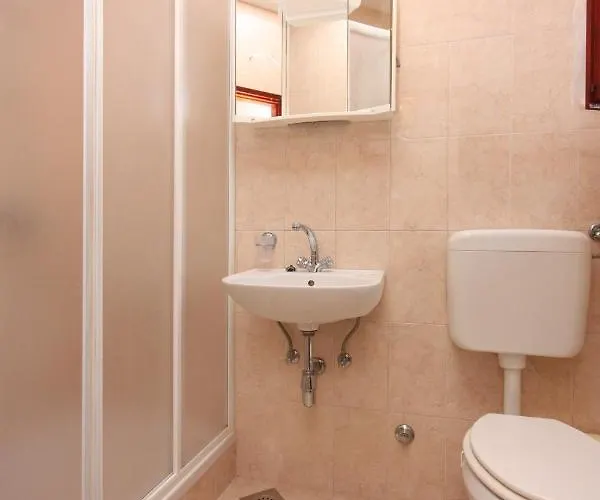Family Friendly Seaside - Mulo, Zadar - 6155 Appartement