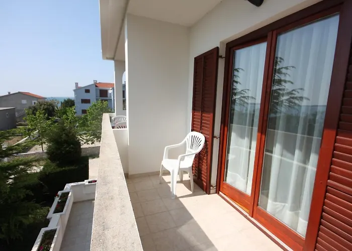 Appartement Family Friendly Seaside - Mulo, Zadar - 6155 *
