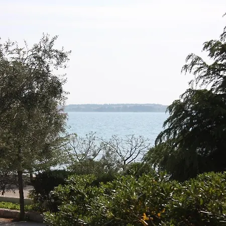 Family Friendly Seaside - Mulo, Zadar - 6155 아파트 *