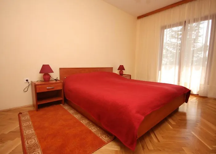Апартаменты Family Friendly Seaside Apartments Vrsi - Mulo, Zadar - 6155 *